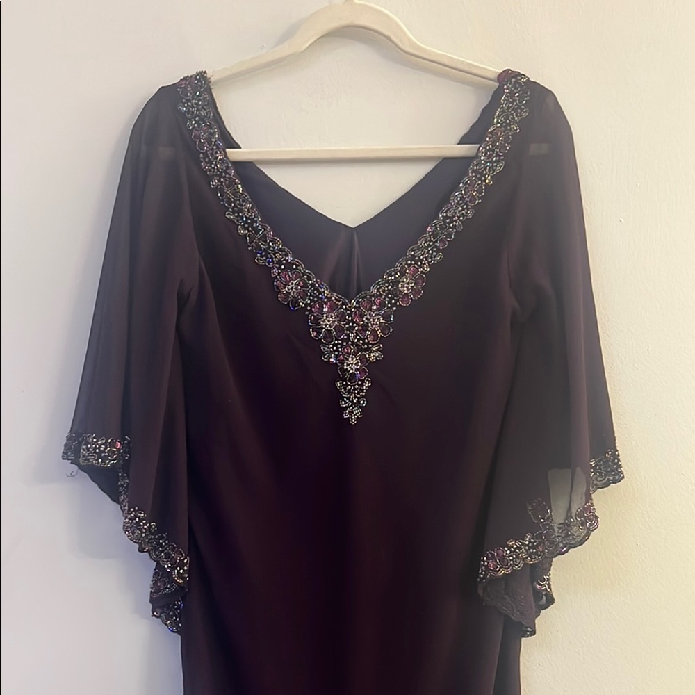 J KARA - Elegant purple chiffon and Sequin Embellishments size 8 - Picture 2 of 9